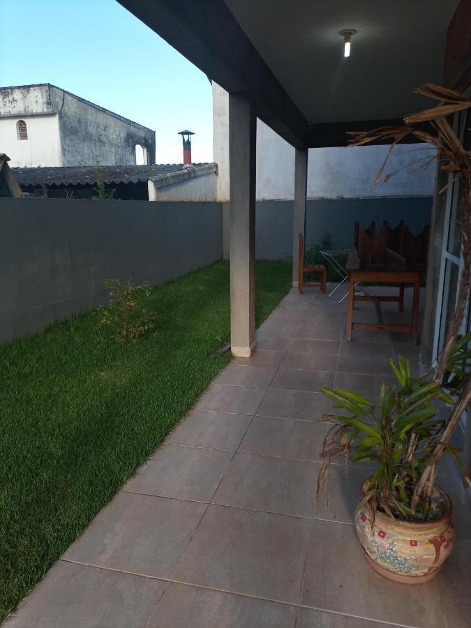Peruíbe Casa Com Vista Do Mar E Montanhaヴィラ エクステリア 写真