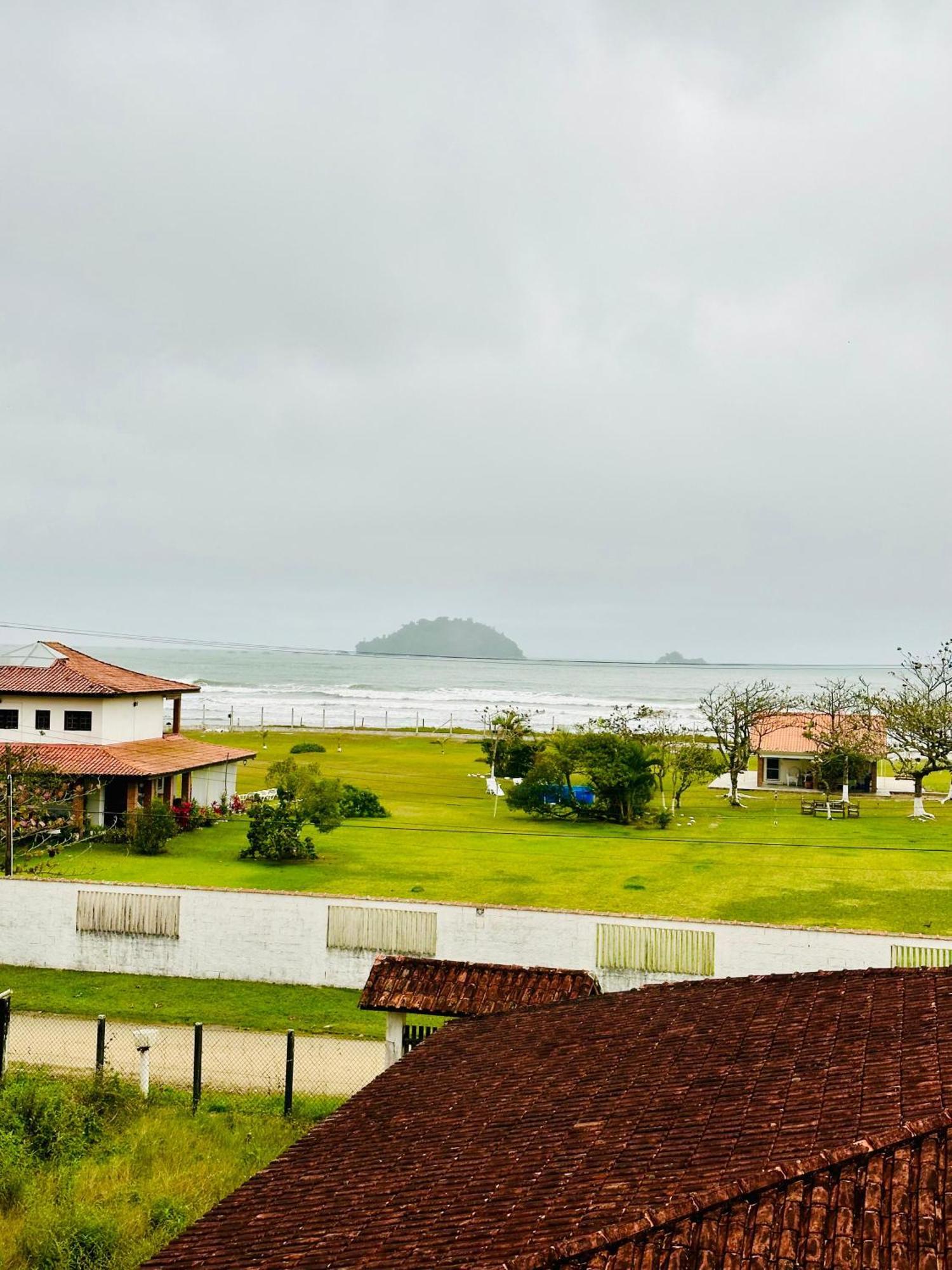 Peruíbe Casa Com Vista Do Mar E Montanhaヴィラ エクステリア 写真
